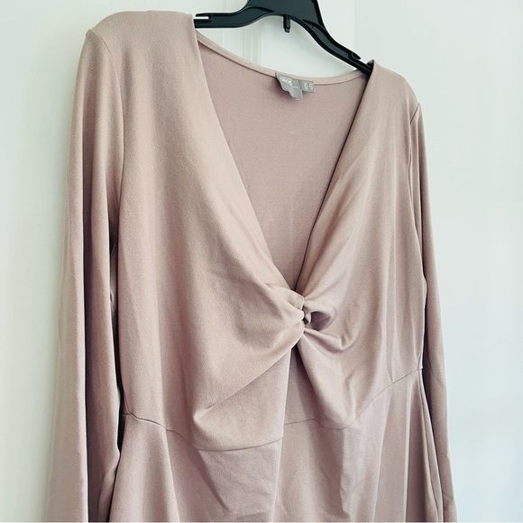 Asos Taupe Semi Formal Dress with V-Neck Gathered Bust and 3/4 Sleeves - Picture 11 of 13